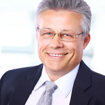 Man 1 - Raymond